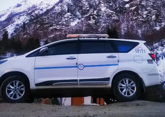 Innova Crysta taxi in Himachal